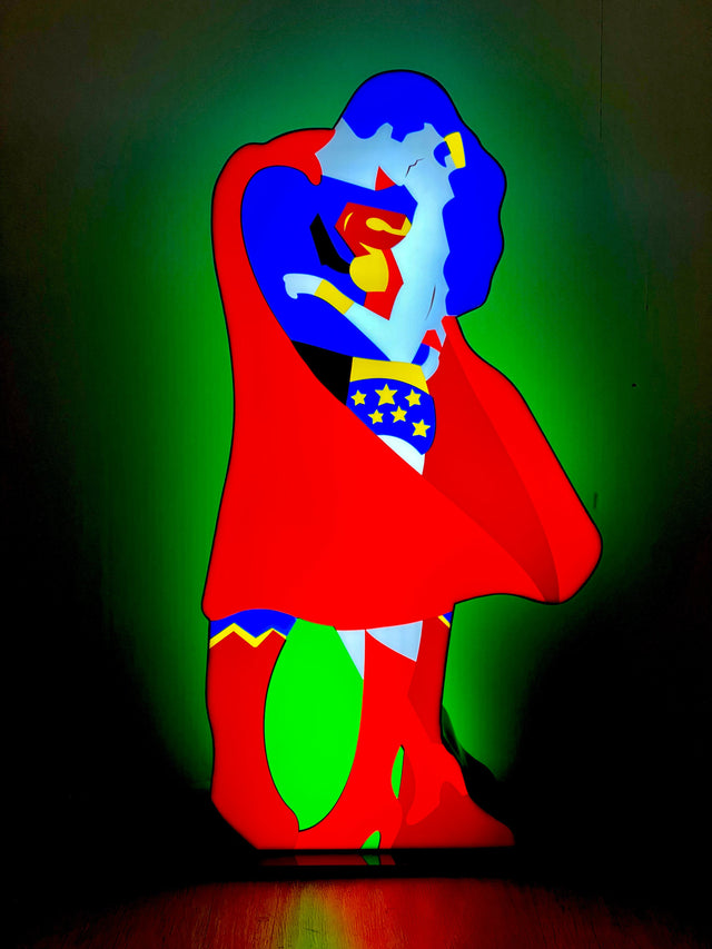 Kiss Heroes | Marco Lodola