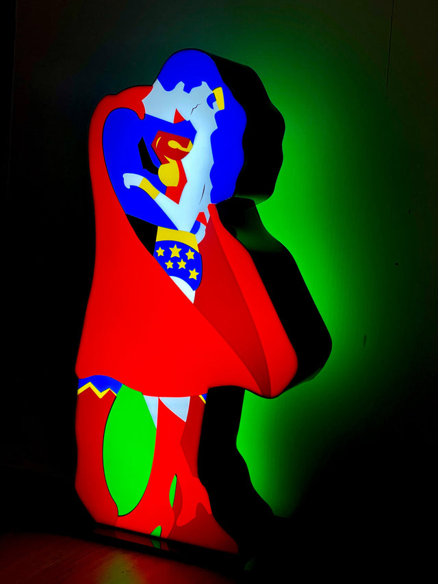 Kiss Heroes | Marco Lodola
