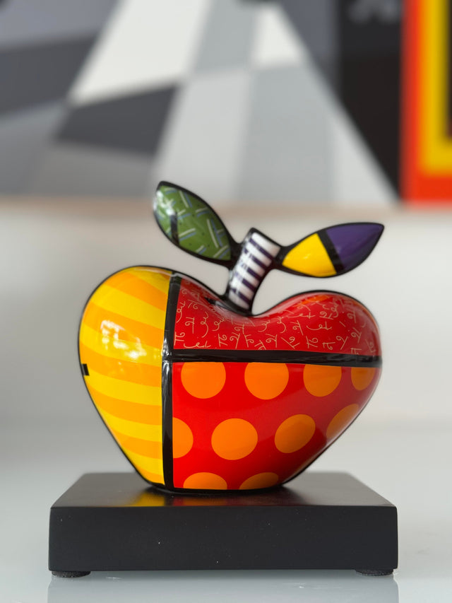 Apple | Romero Britto