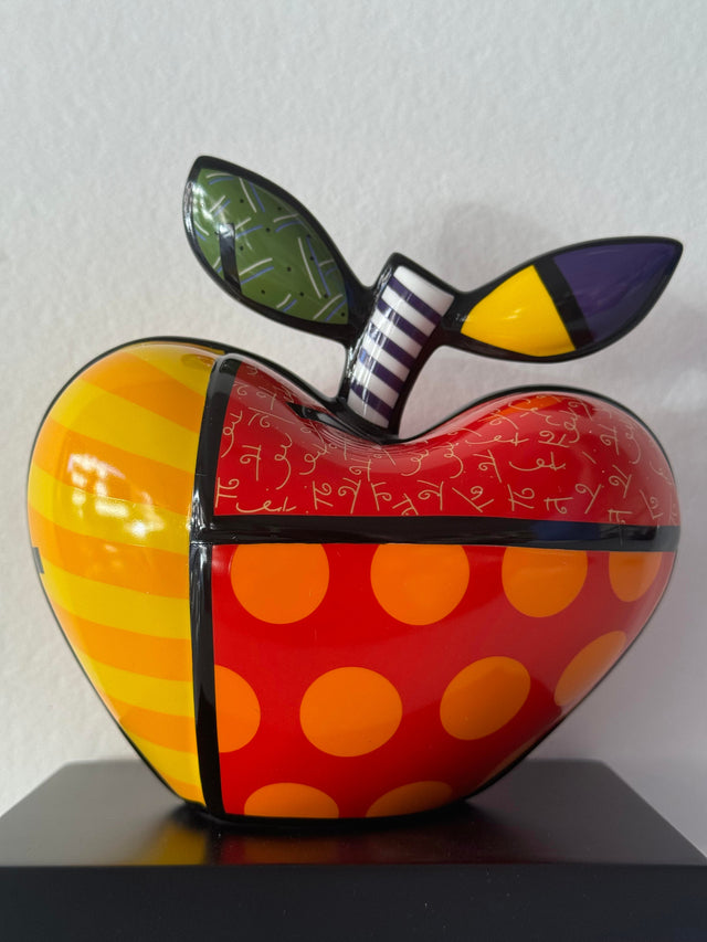 Apple | Romero Britto