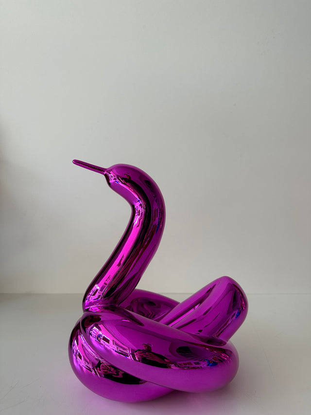 Balloon Swan Pink L (After)