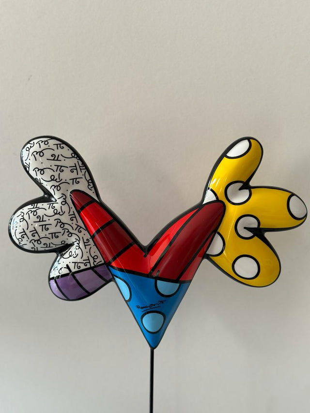 Winged heart - Love is Everything | Romero Britto