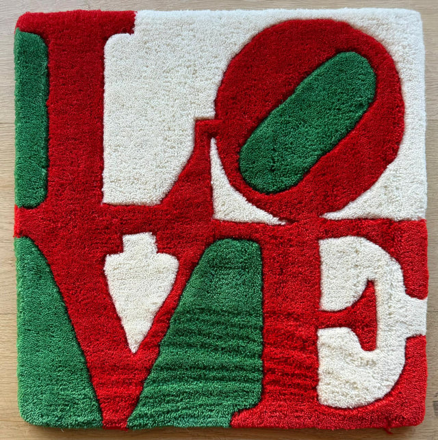 Love carpet II | Robert Indiana